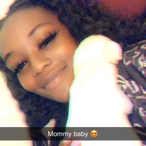 Meet your Posher, Anecka